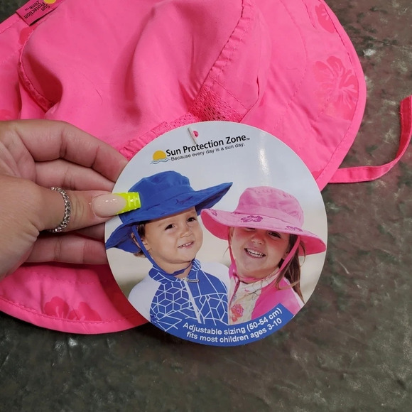 Sun Protection Zone Pink Floral Kids Hat - Picture 4 of 8